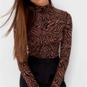 Stradivarius Black and Brown Swirl Turtle Nevk